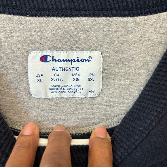 Champion Solid Blue Crewneck Mens XL Sweatshirt Performance Embroidered Logo - Picture 3 of 9